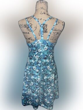 Patagonia Racerback Strappy Blue Floral Scoop-Neck Athletic Summer Tank Dress S